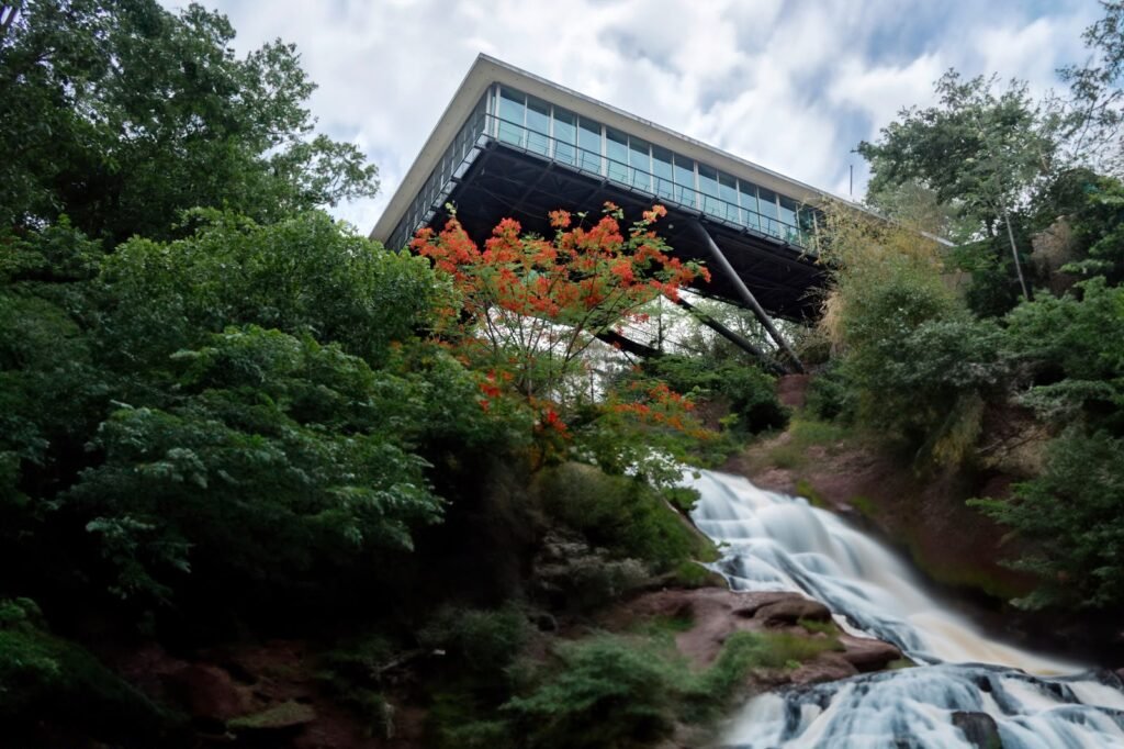 Waterfall house — Shabbir Unwala
